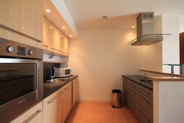 2 bed flat, City Gate, Newcastle Upon Tyne, Newcastle, NE14DL - Image 1